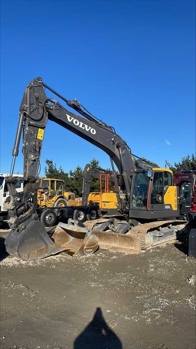 Used 2023 Volvo ECR235EL Excavator - V4072